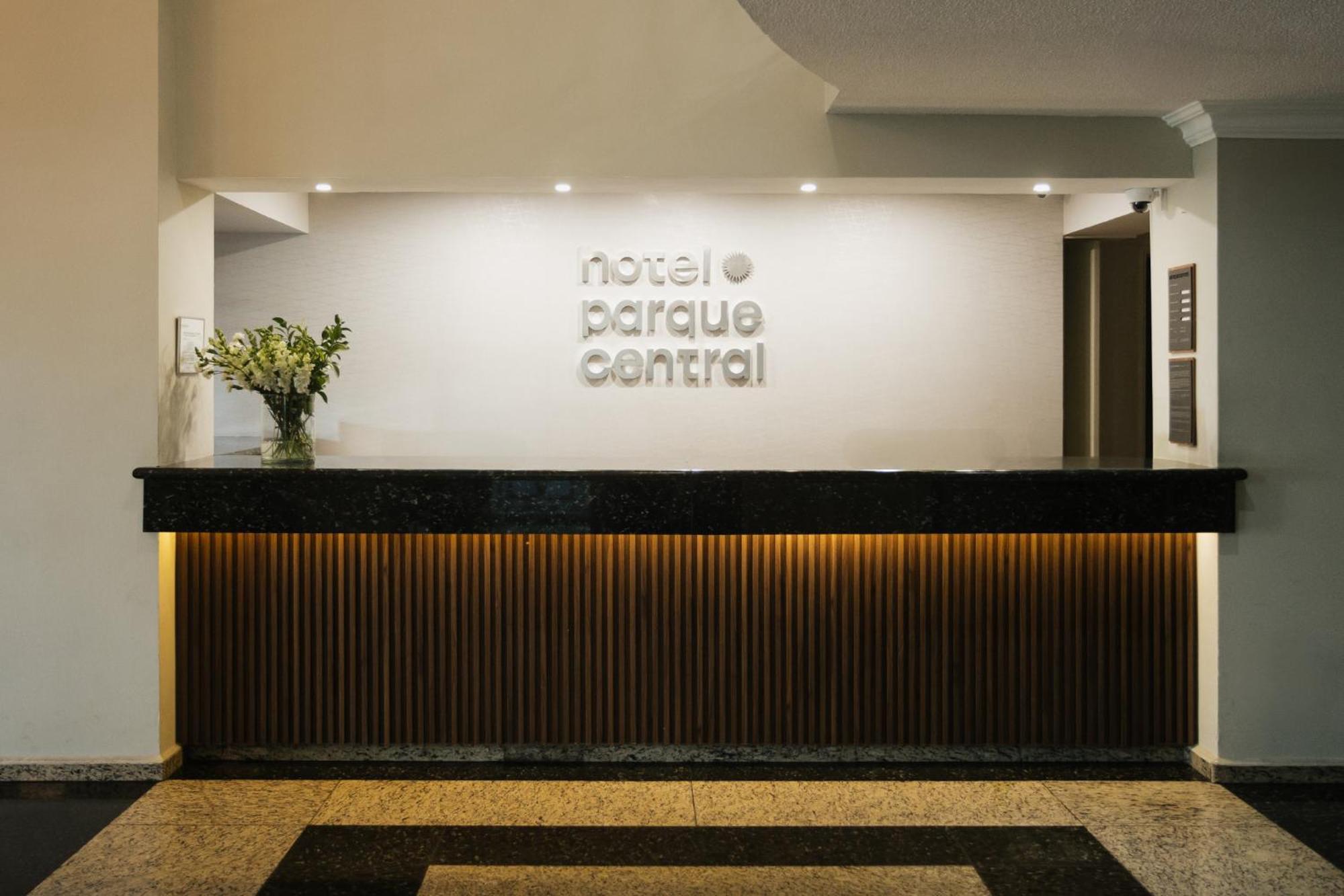 Hotel Parque Central Monterrey Exterior foto